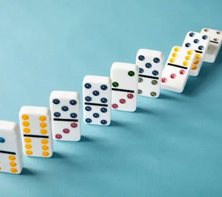 A Look into the World of Online Domino Games